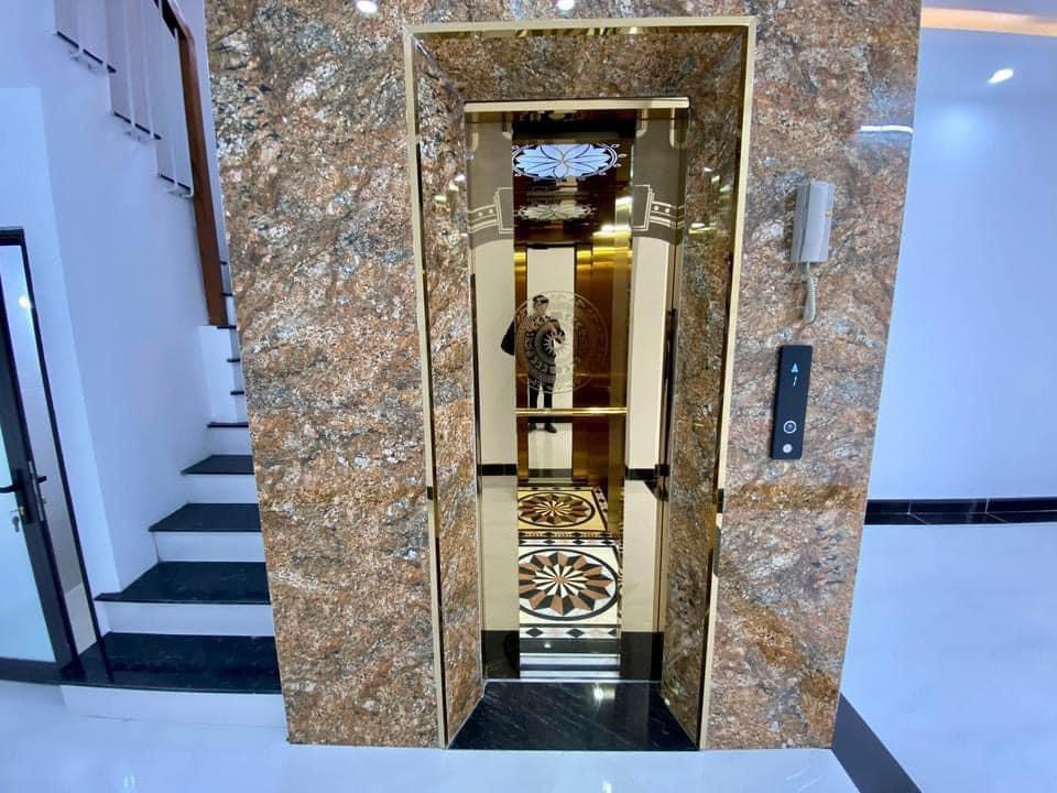 z5502310847366_4fc10737d6a8915ce4e2575be3599dd6