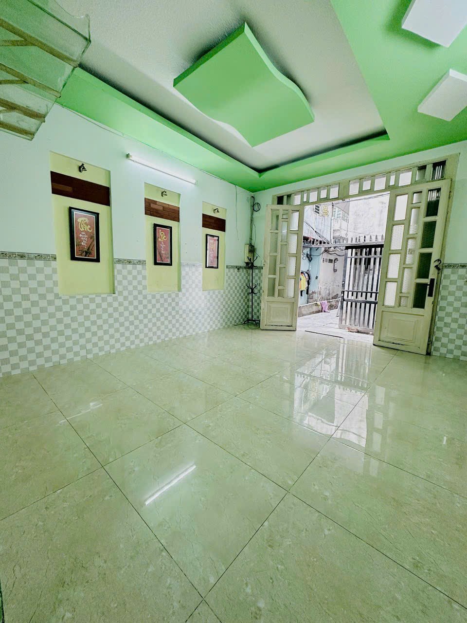 z5502761998657_e877079620b6f2b19aafdff3e37b8590