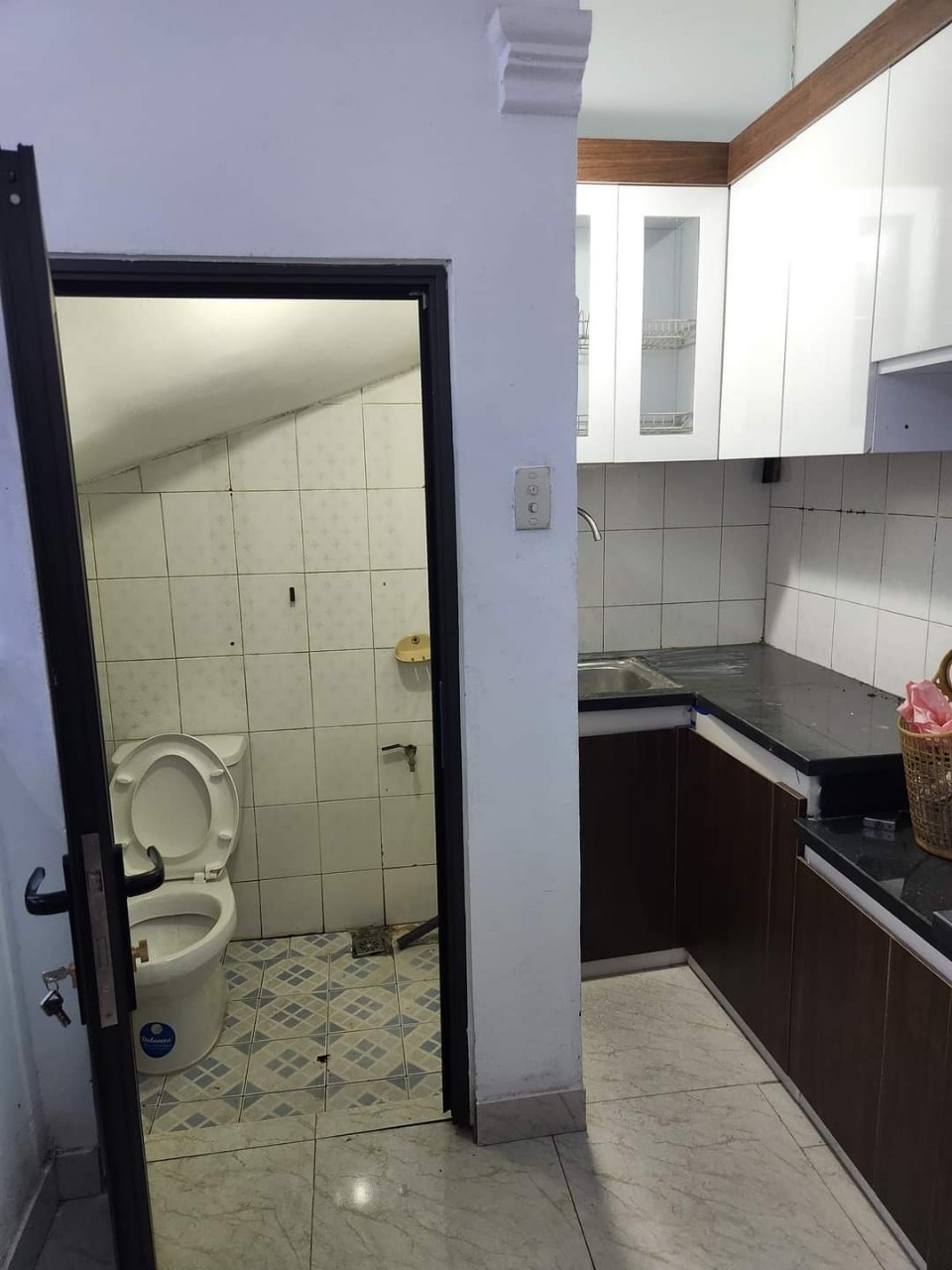 z5503783506214_f4b73d3e1e7a14435ad0d4fd3b079546