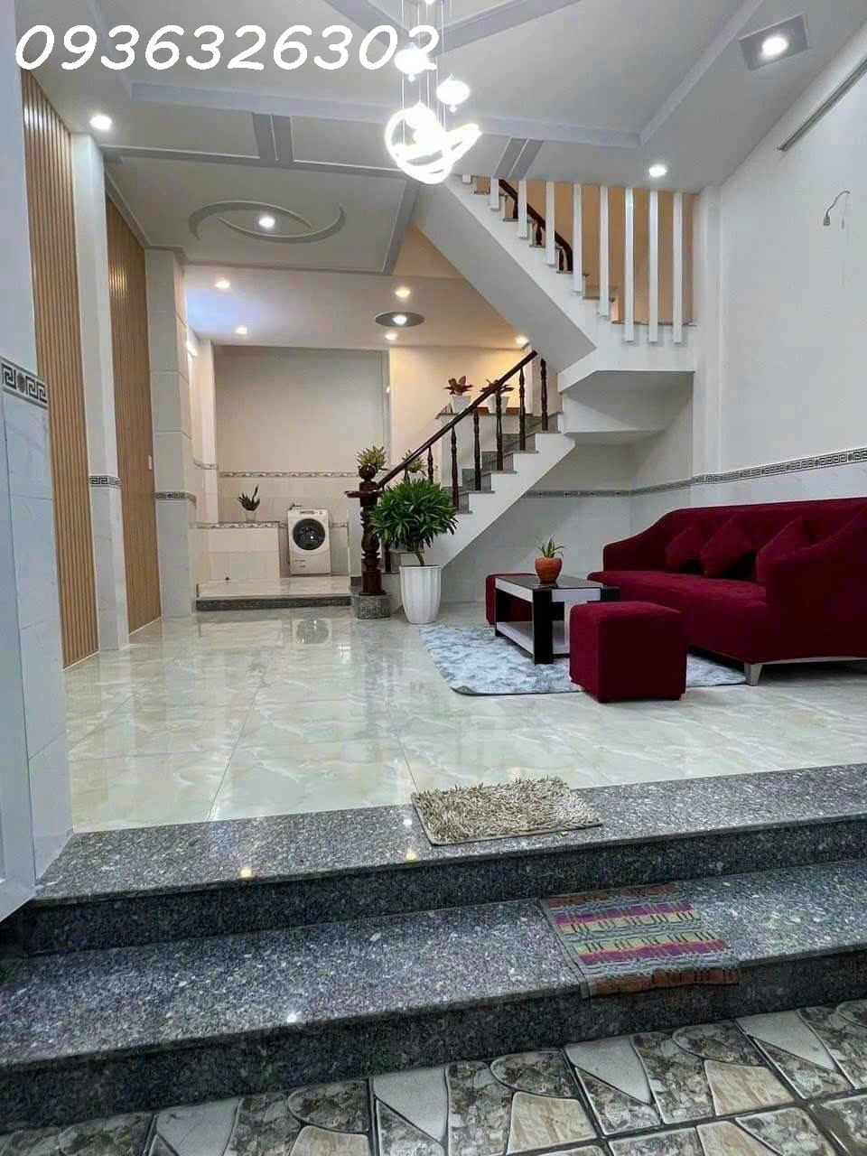 z5504412419555_0c413bcdc294b5c030888b286e0d3902