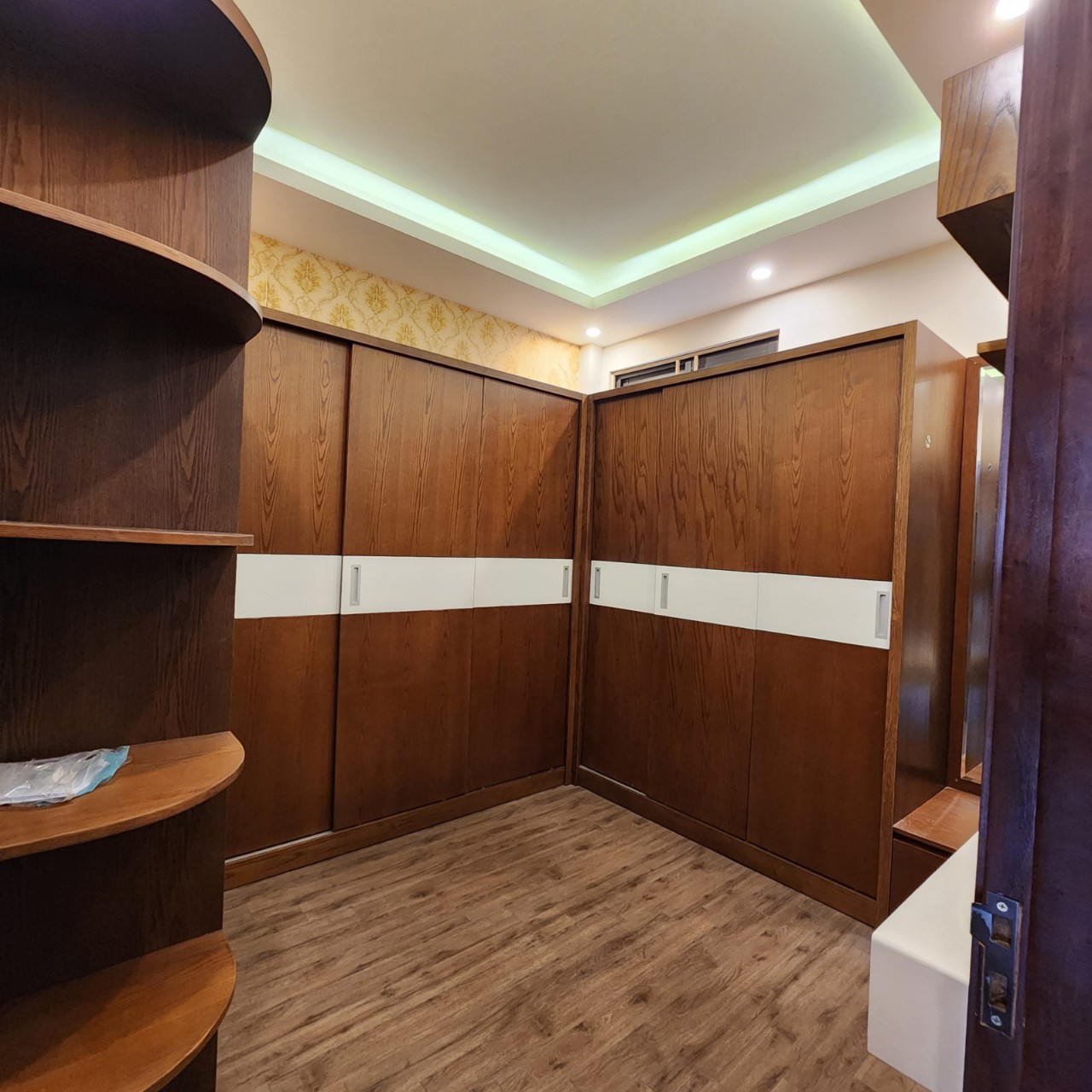 z5504957884090_5c27408266017f89ffe0f54d578cfa4b