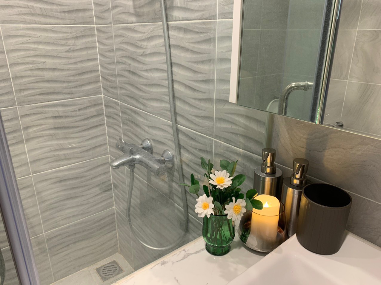 z5506177242528_16ce77d5ce7f099a0646355bea69bfe1