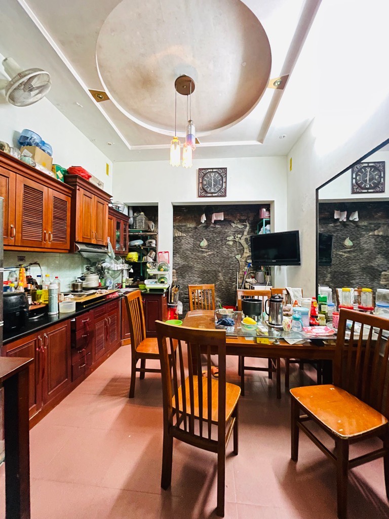 z5509175546436_62839e47eadc54f732a991de0653324e