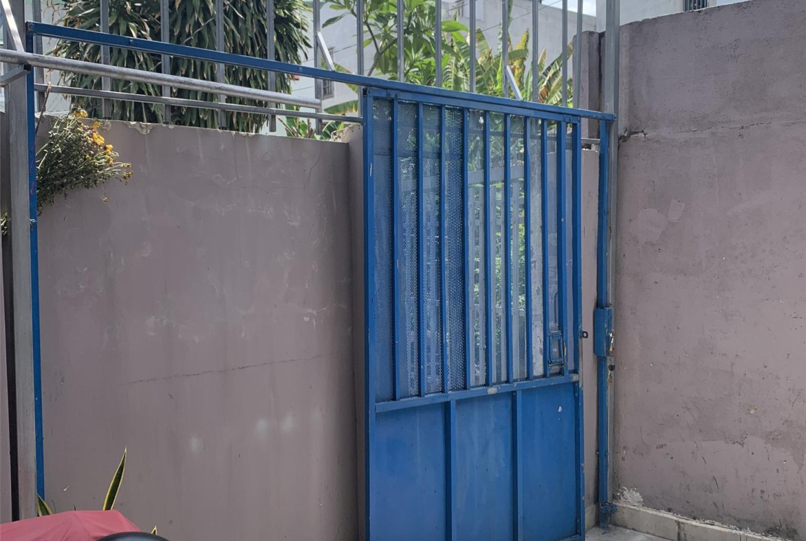 z5509889788143_3f23b1d80811c5107acad9075eaecb06