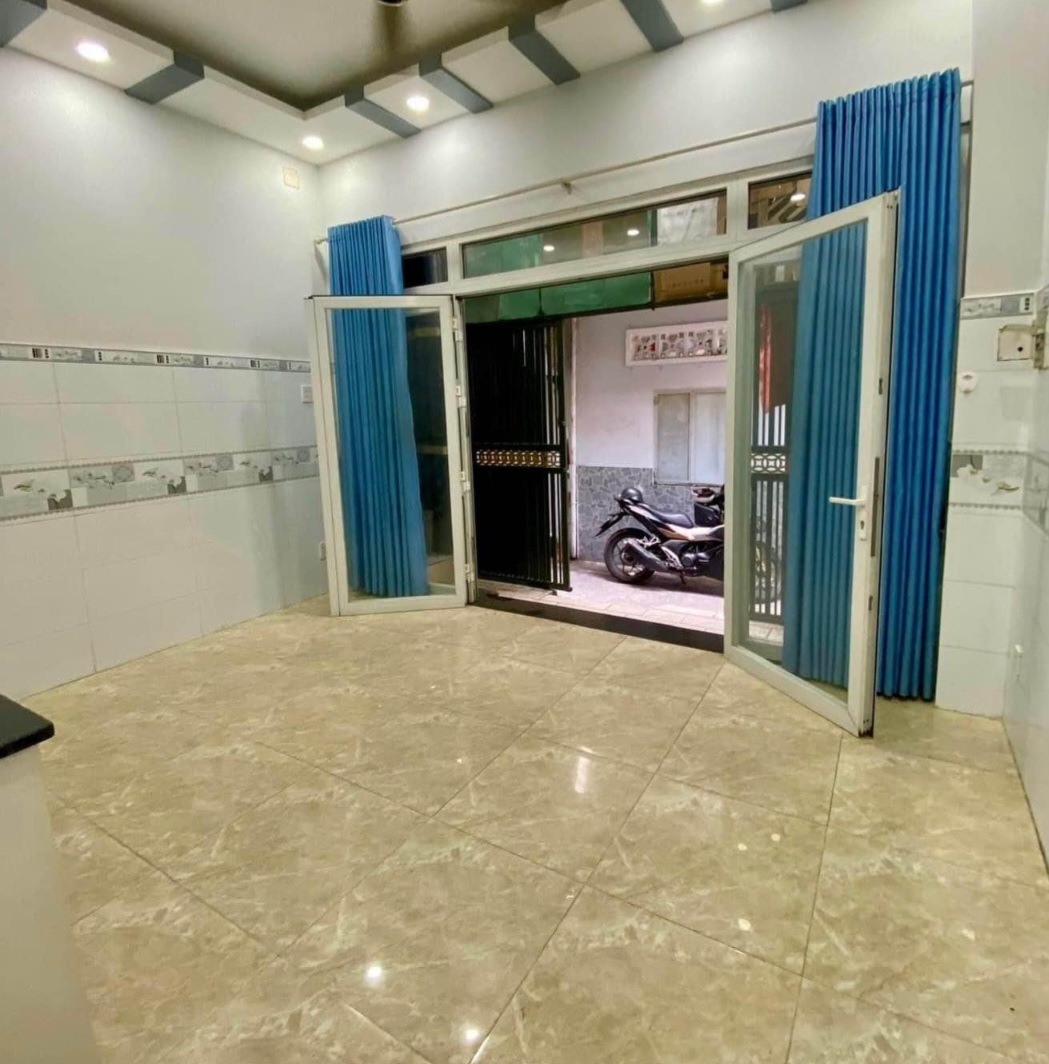 z5510047608797_7c2d3bfacc362535e6284fe9aa97222a