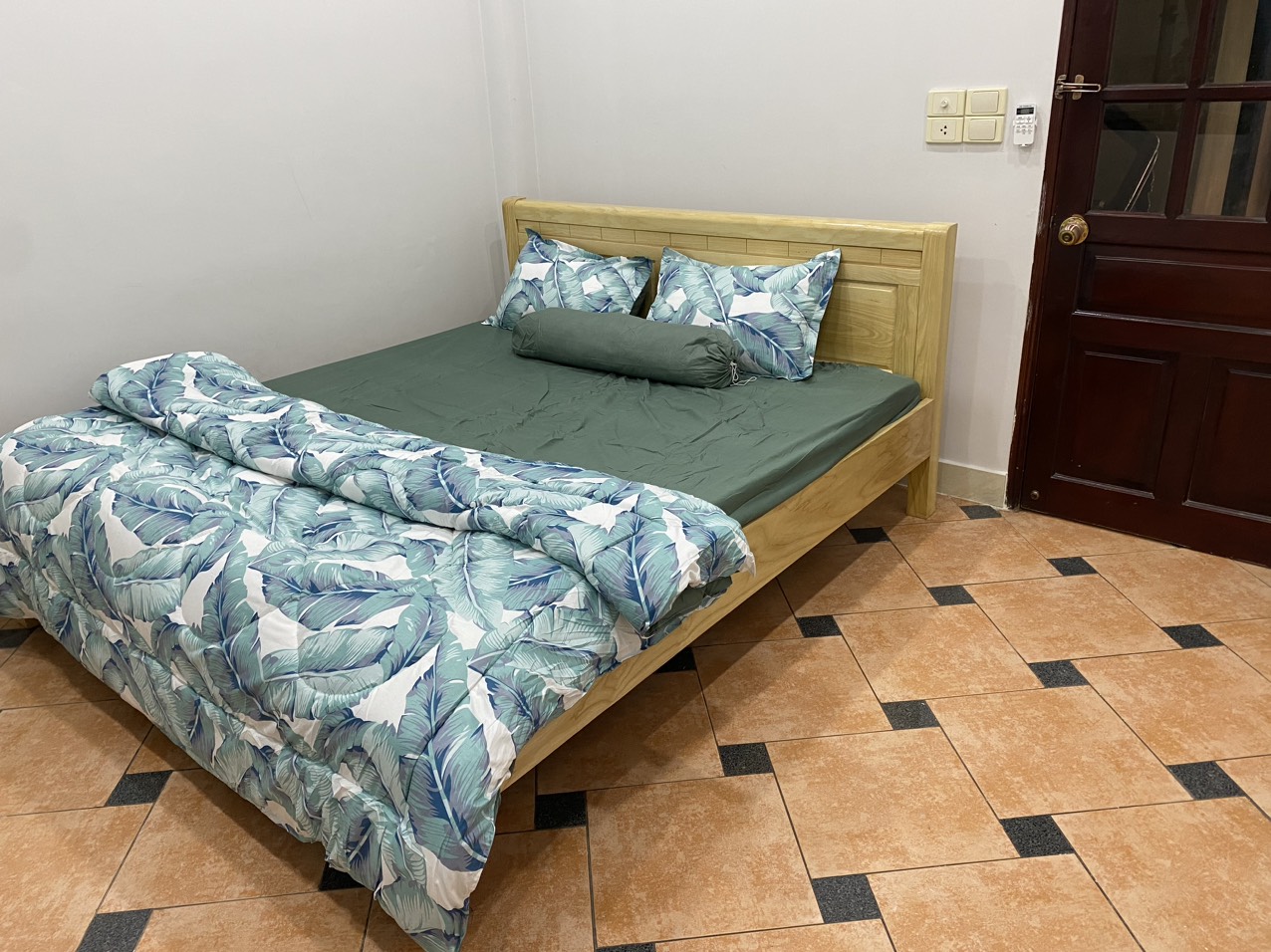 z5512287388529_3f2288dde5c03321cd383e30c2bed885