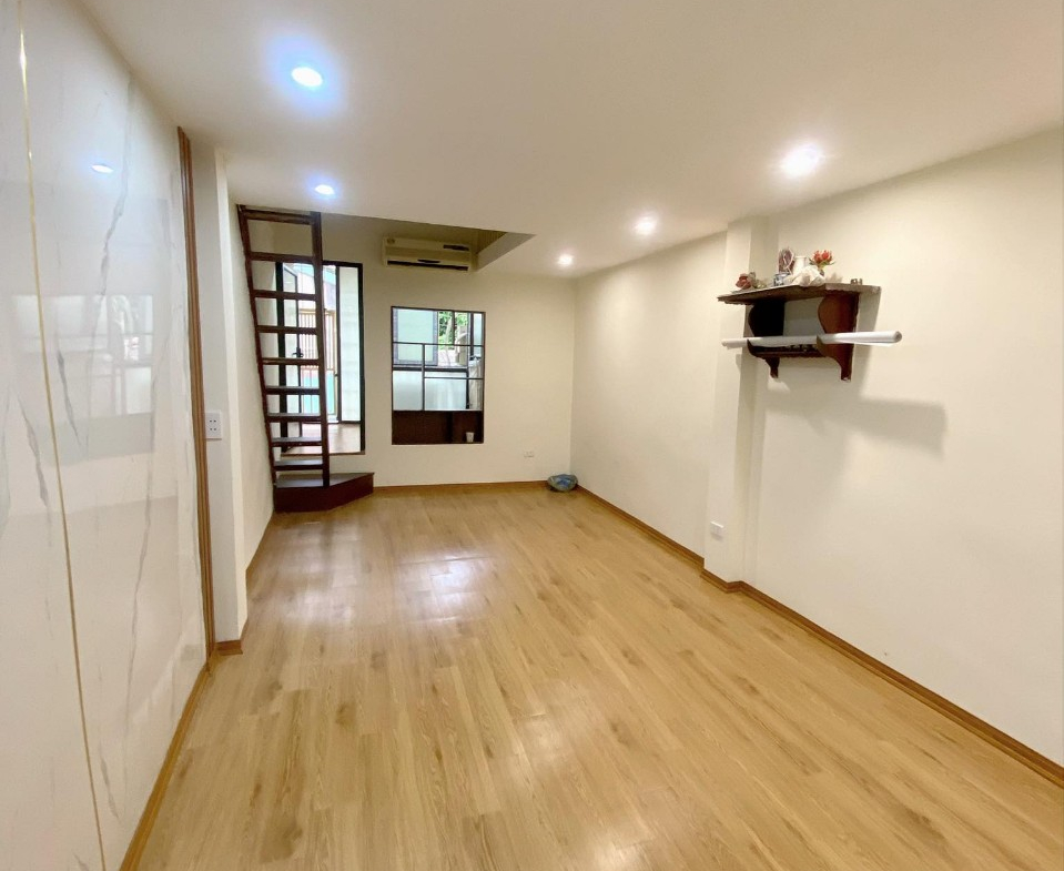 z5512298821448_f0c9d487bf5a6fe271fe349adf9e1ca6