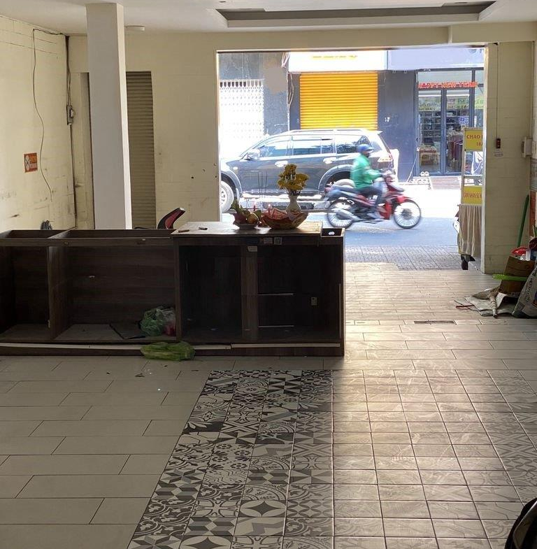 z5513522508989_fa60709cf207e46d9c14684ad4c82ba2