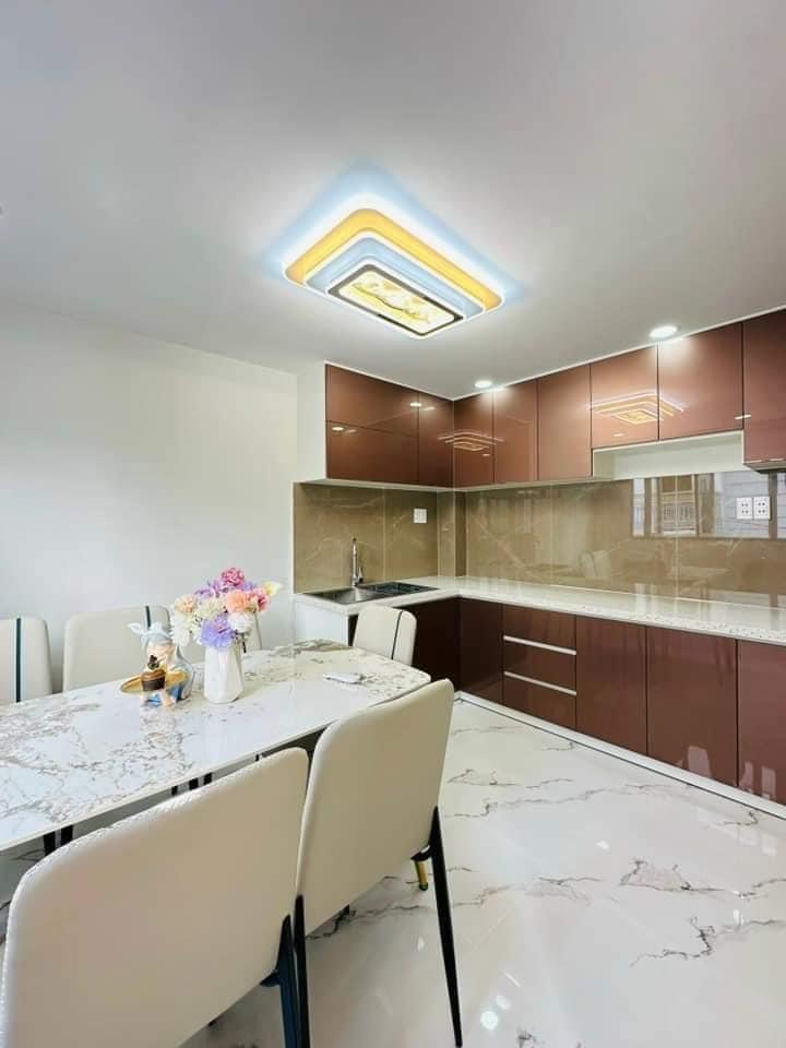 z5513533180533_195547b7c974d0f5dbe2a837837803f8