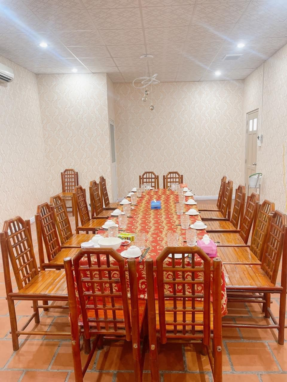 z5516509792543_ea7ee30c5f43c6470d7bae45ff358972