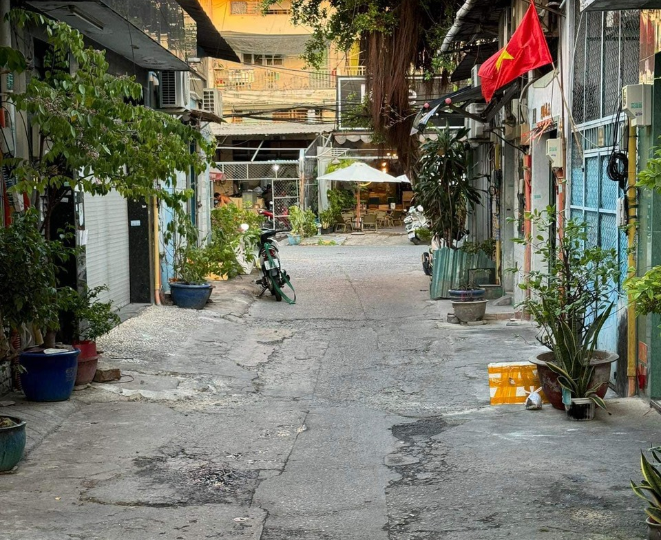 z5519490962049_635517ce1300ae0091ad002a2599ec25