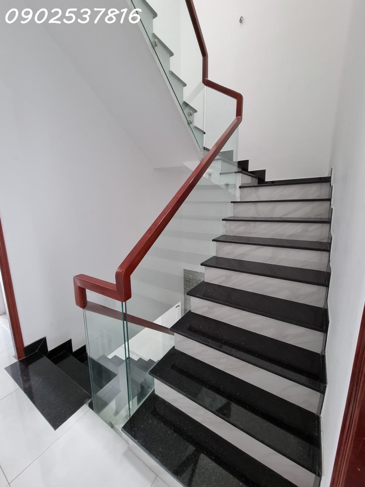 z5519575981797_e5d4d58f35dc9fab8cbfc27c68c8f38b