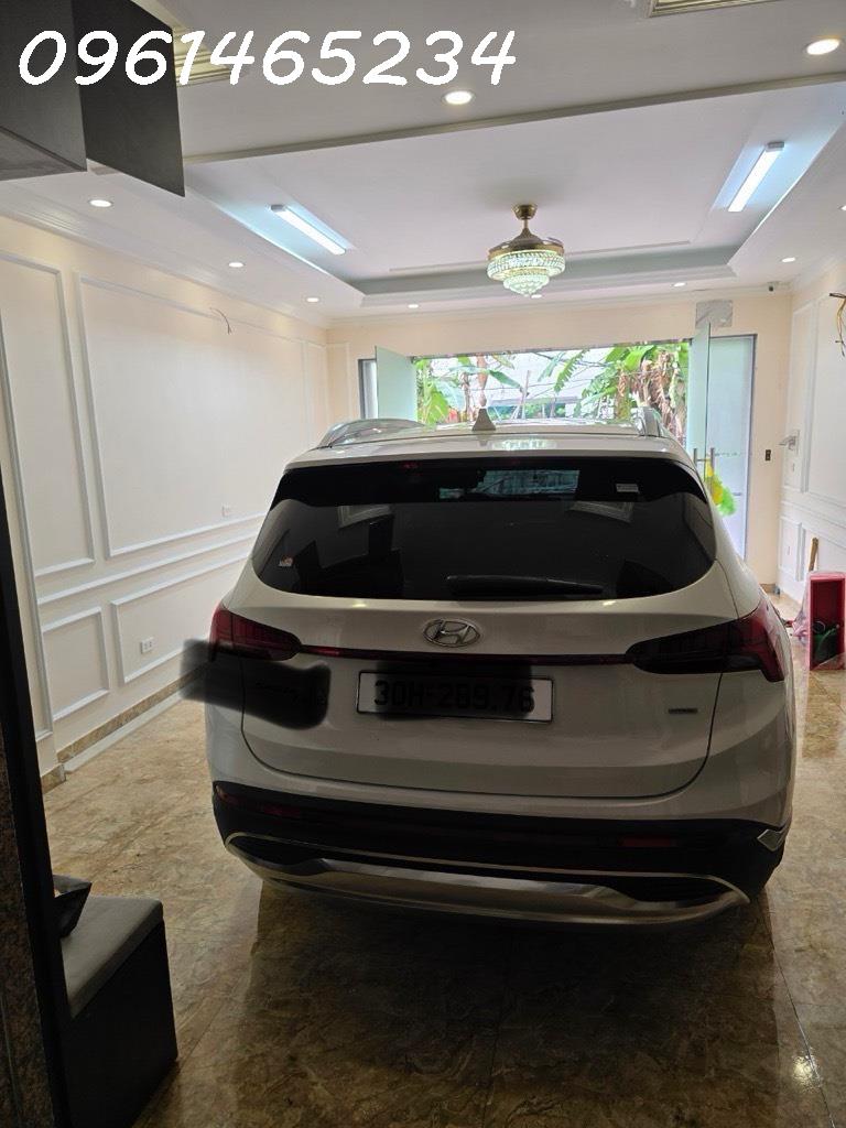 z5523307292141_aafaadedef613ea2b7e60d1644ac892a