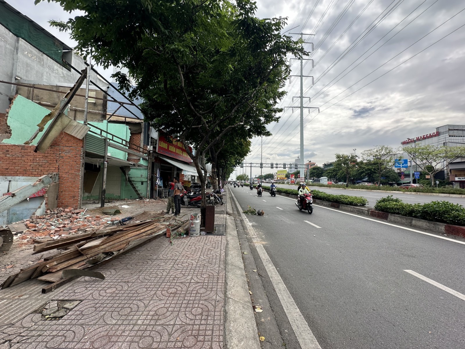 z5525267658171_a92cb1ca9bd8add472ec9b1bd17dafe9