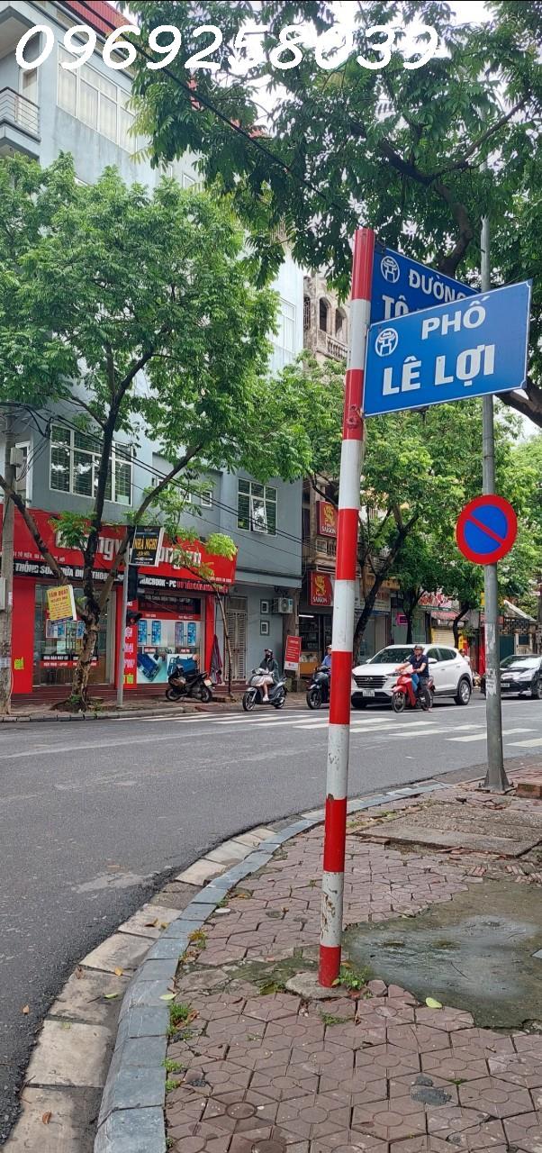 z5526646033383_3009f21ddab8a4df42a17774d1cbc9b3