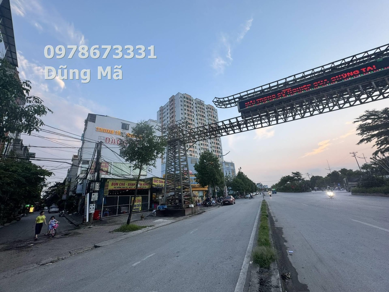 z5527539073962_5cb06efb8fdd279363496c91b61714e6