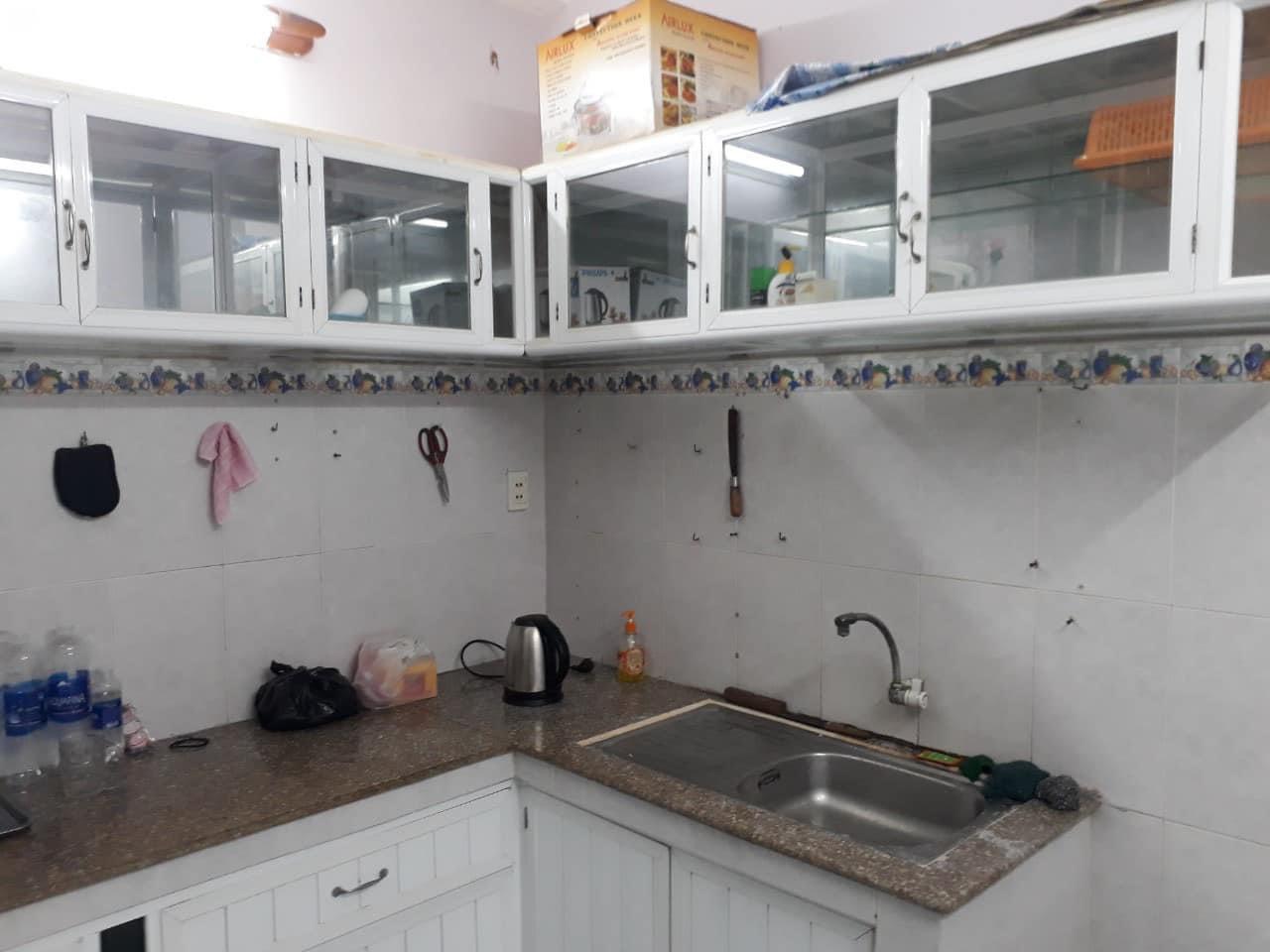 z5527672234389_73a01d4137a684860a88c4b7f18f7a5c