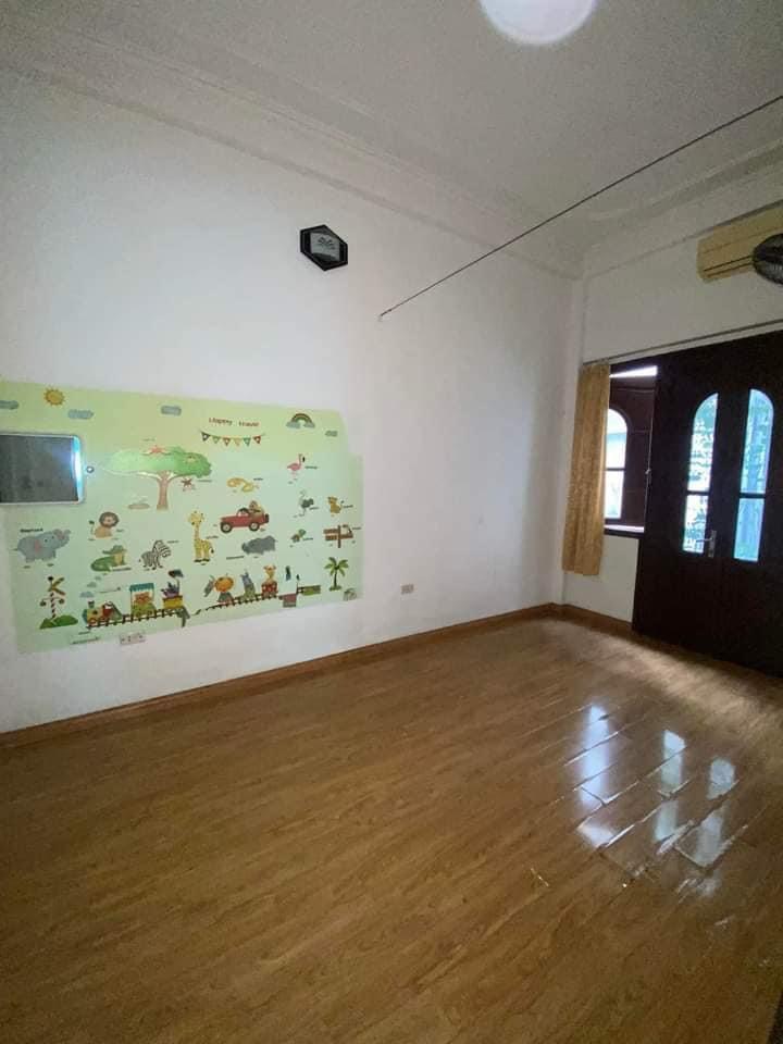 z5528076244581_518f20bd82a900be1b580325b3362f16