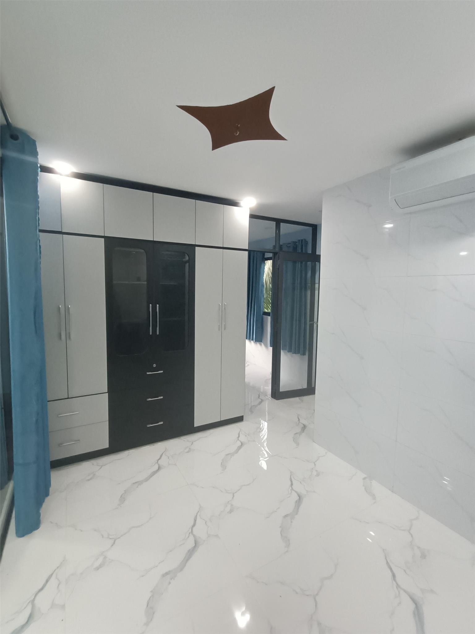 z5530521978548_02f9b21e965c2dce0f9855b9e6942d0d