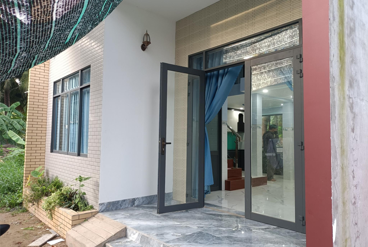 z5530522017033_a305ae86751bf9285db0b63156ec65a0