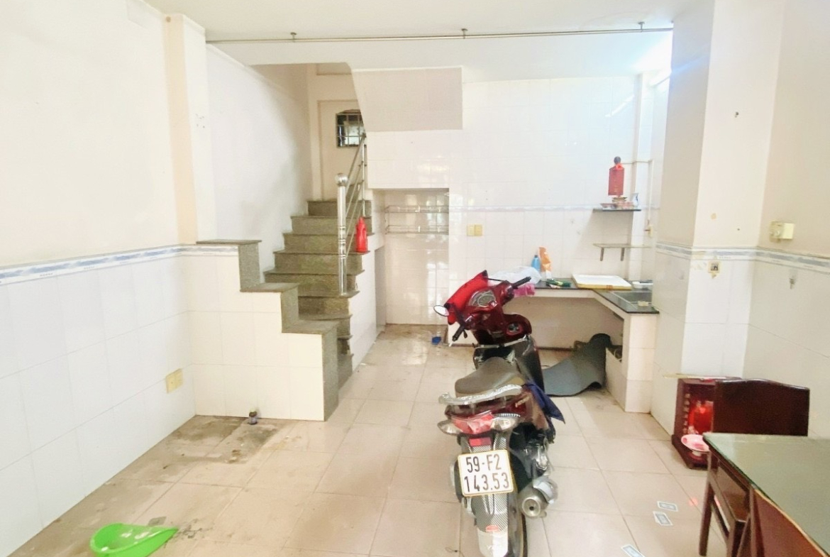 z5530720064022_8ade92a937fbbf6126188ac3c2722b6a