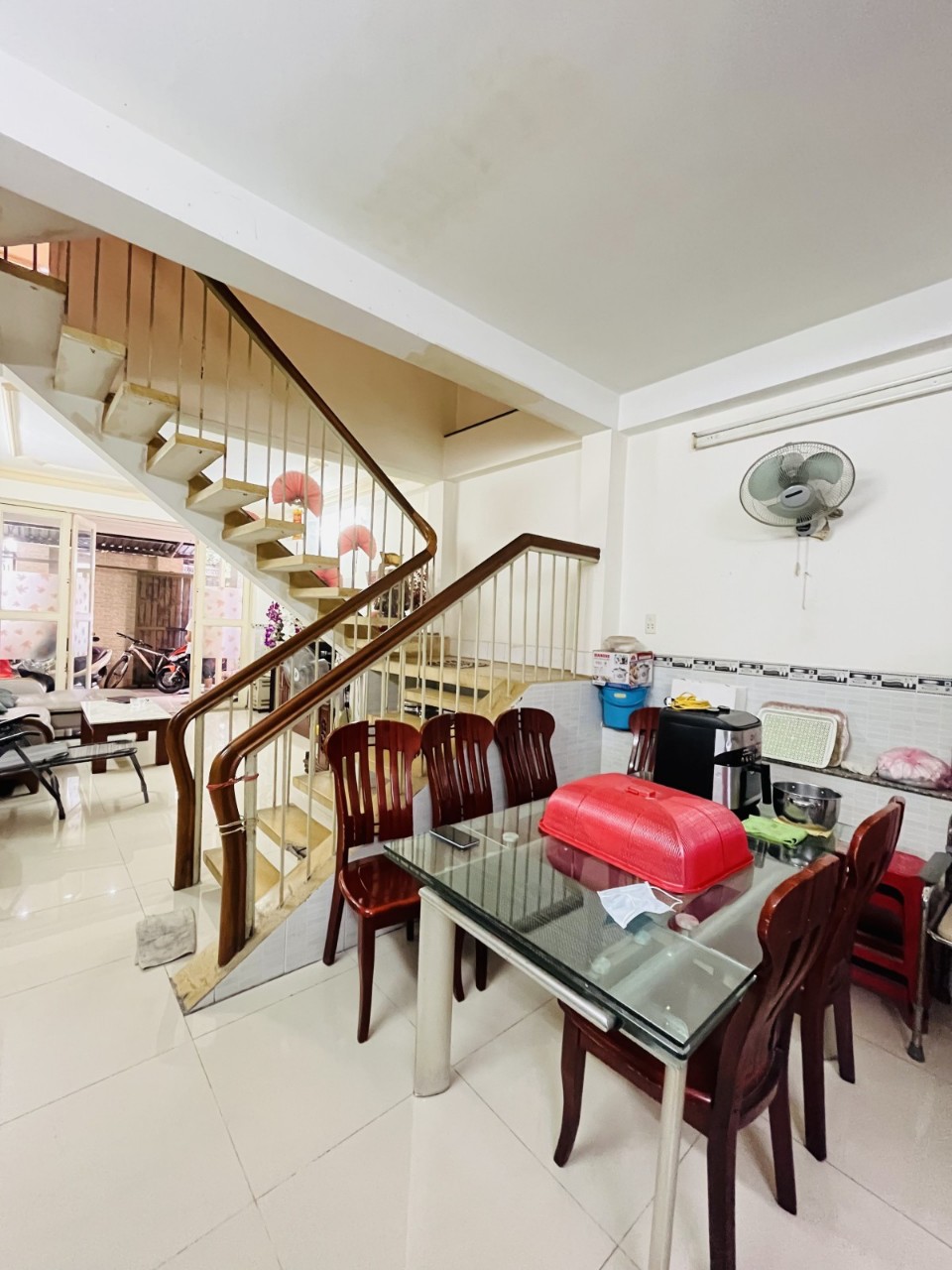 z5542937510187_ac4d71d73b694260549938f0e43c3e0e