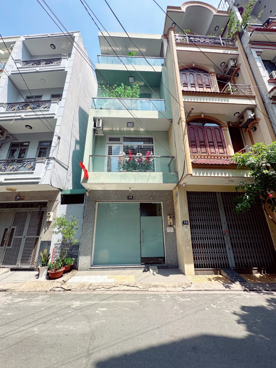 z5542939283317_aeb91b51a0227ae26fc363a16fd00a48