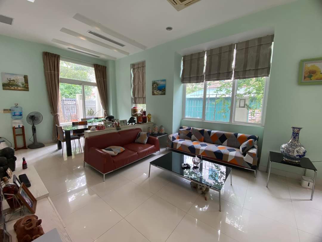 z5551874673014_507f68b8759d6d9f6a9f988205e235e8