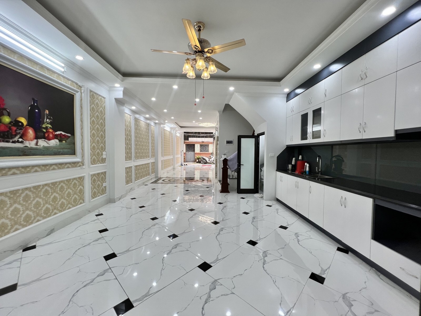 z5557405864857_c0fe3b292f9deff3fad806a870043951