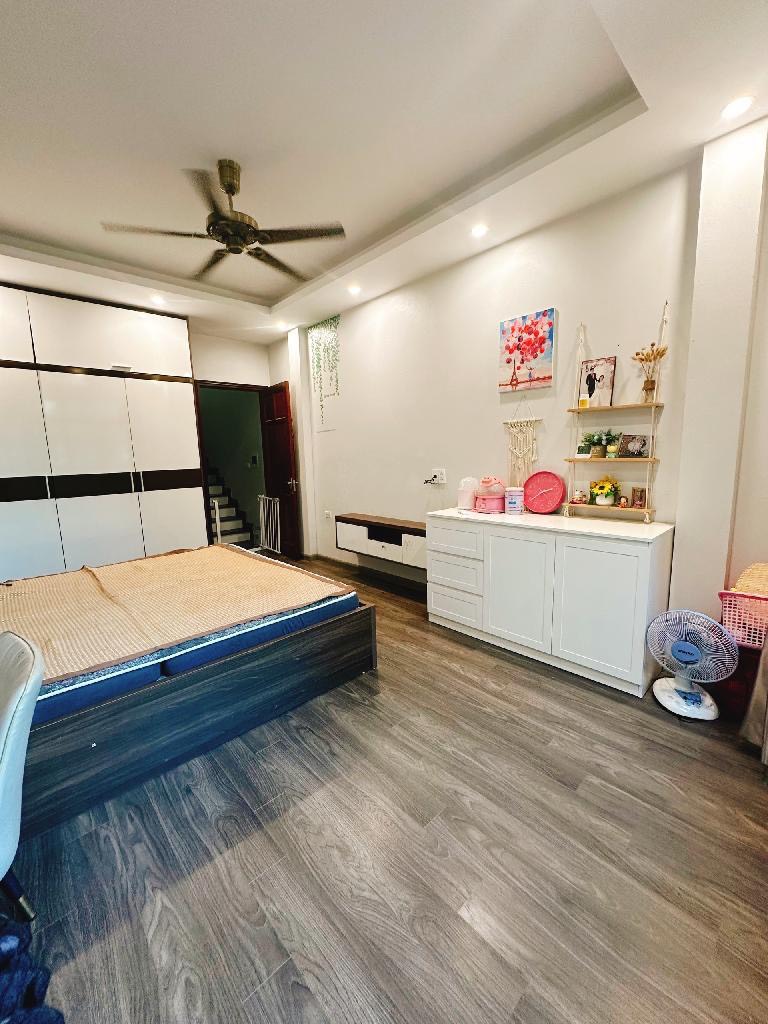 z5557407487940_95e02ef80a6d8fa2670d03021d4e40a0