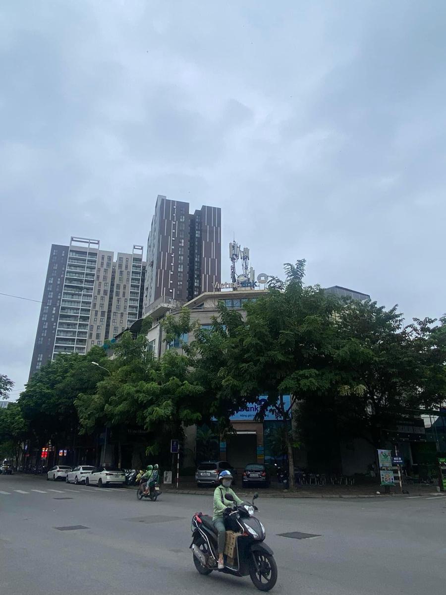 z5557448093445_28ec15e89a136674ac55ff5e4e5d7beb