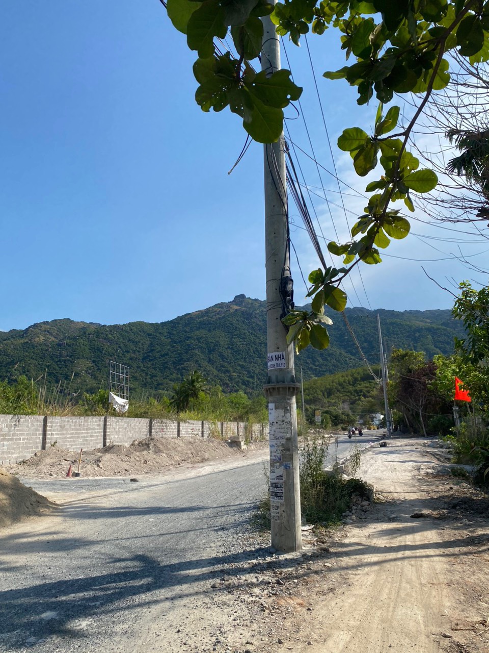 z5563775588782_bebf8de5127951c48f12399c0459324d