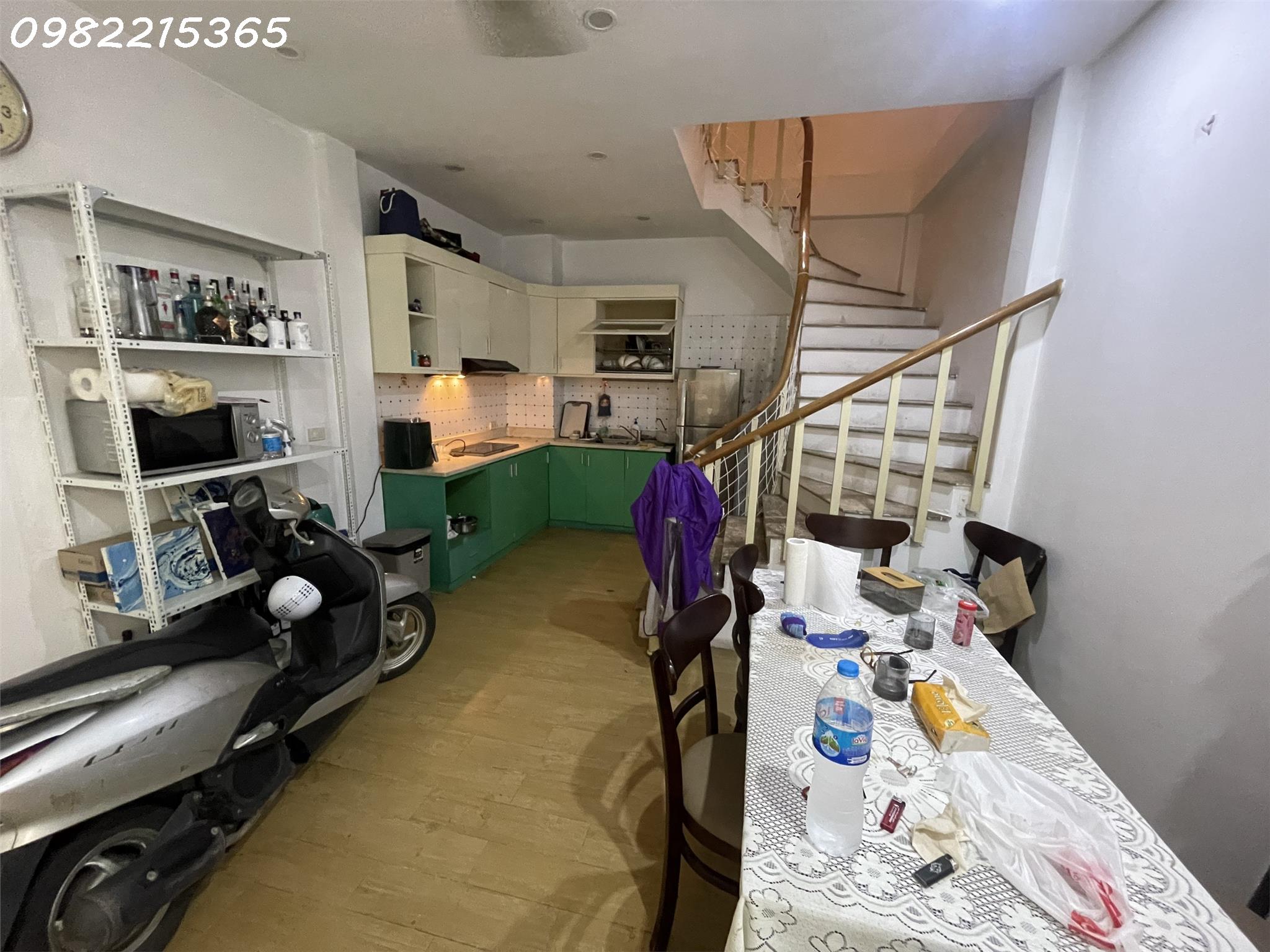 z5565718895791_77e76239a45a5941438da858ff1d2ce6