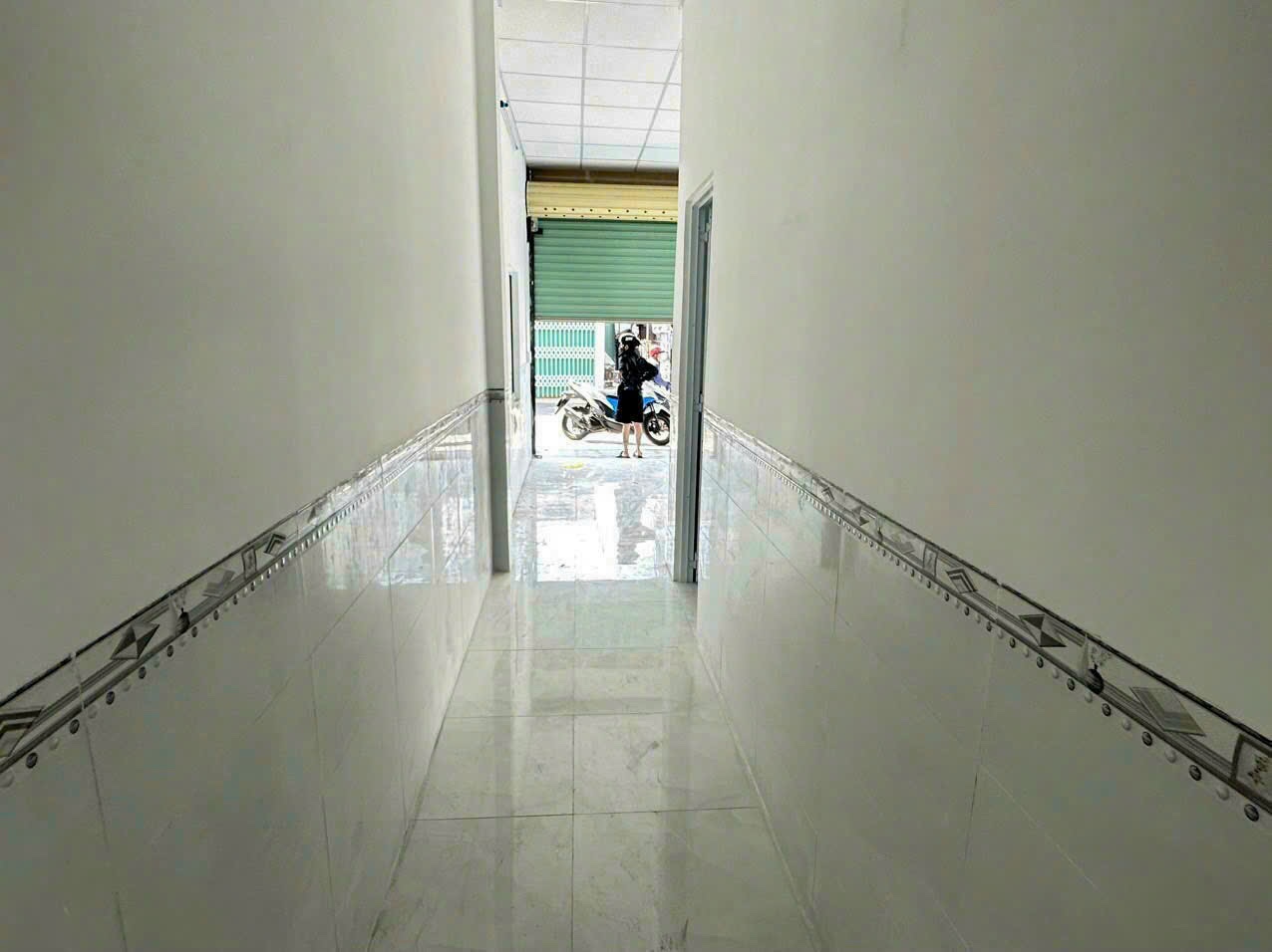 z5566439219789_d69d548e7b94ee1dd93a4b3c1a8c6353