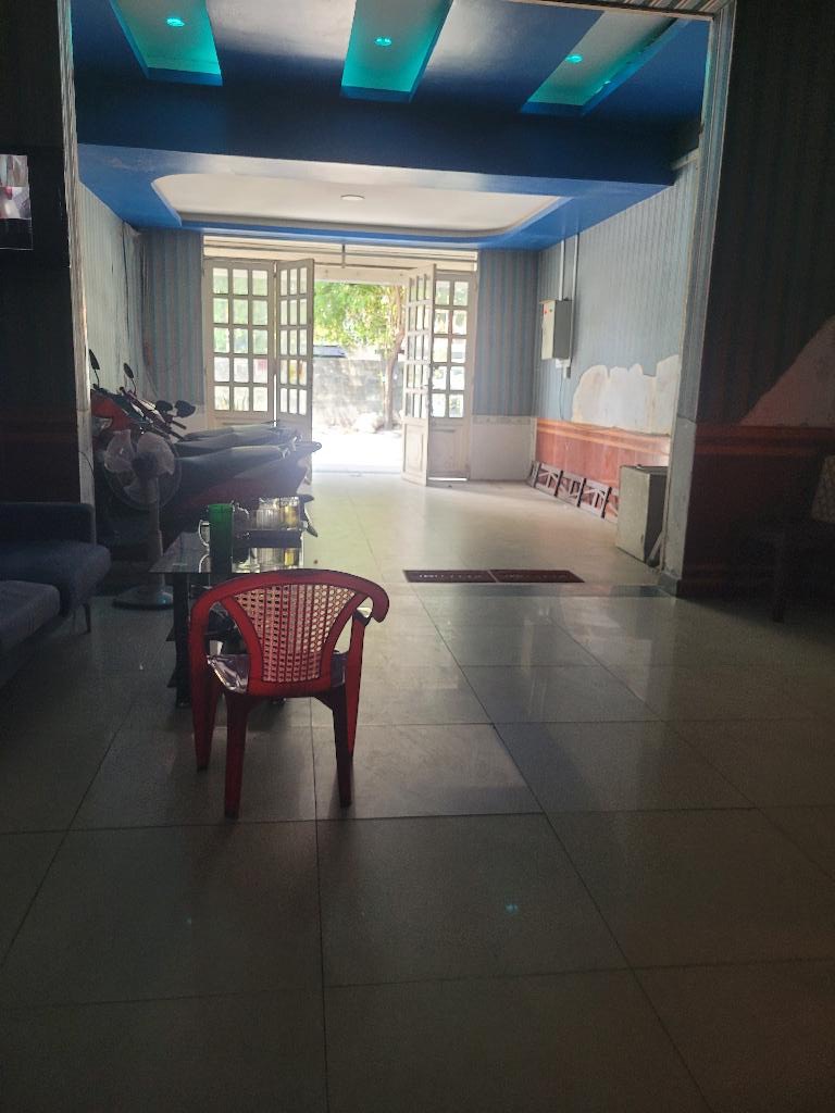 z5567789311709_2ccef10c805d689ce607d6e987bd3a88