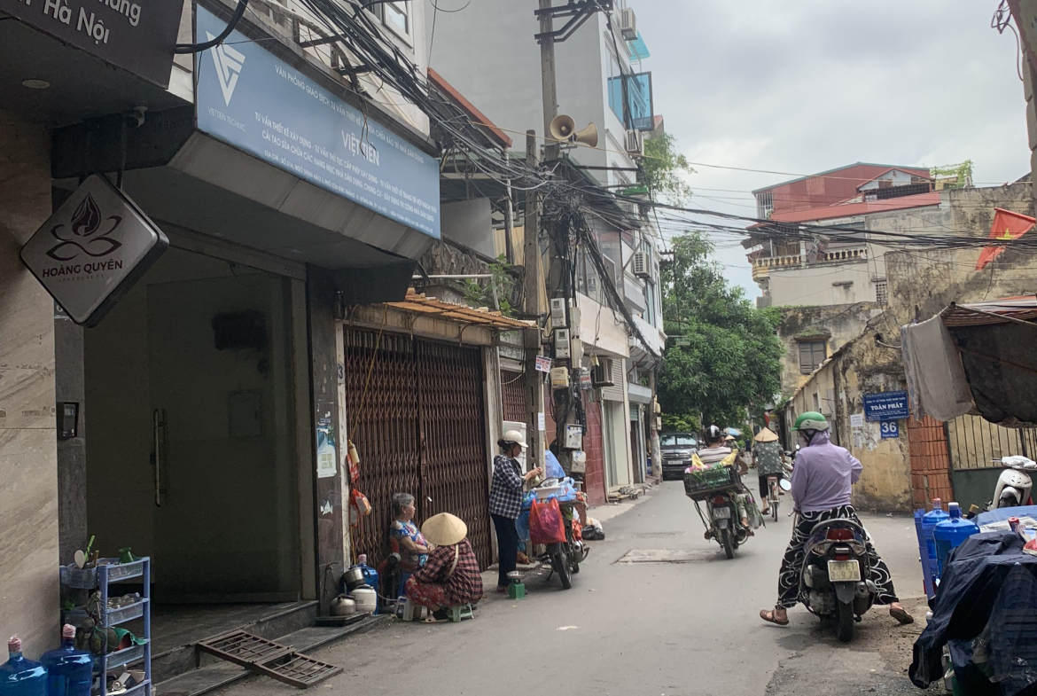 z5568488738668_1e80ad997d5b4a5a82138f94c8d796dc