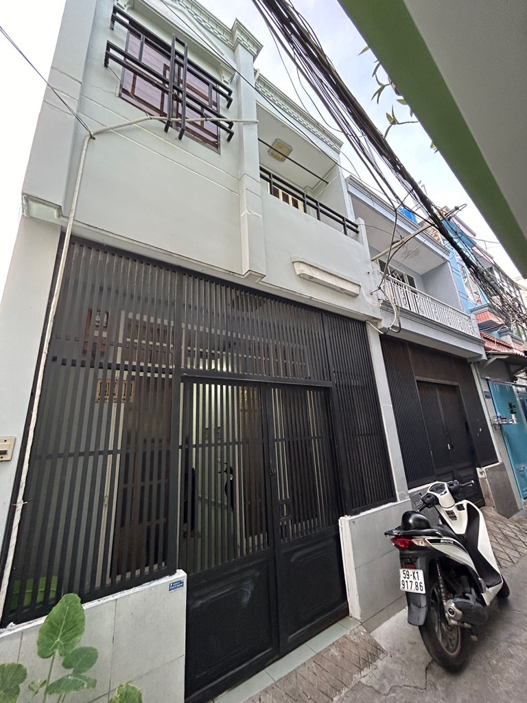 z5572111431173_979f2a966228e6f4acec61b506cf436f