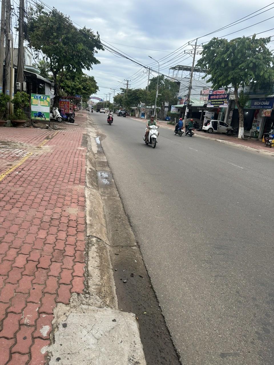 z5573310816097_c20fdce448c680ae518b8650d36bd337