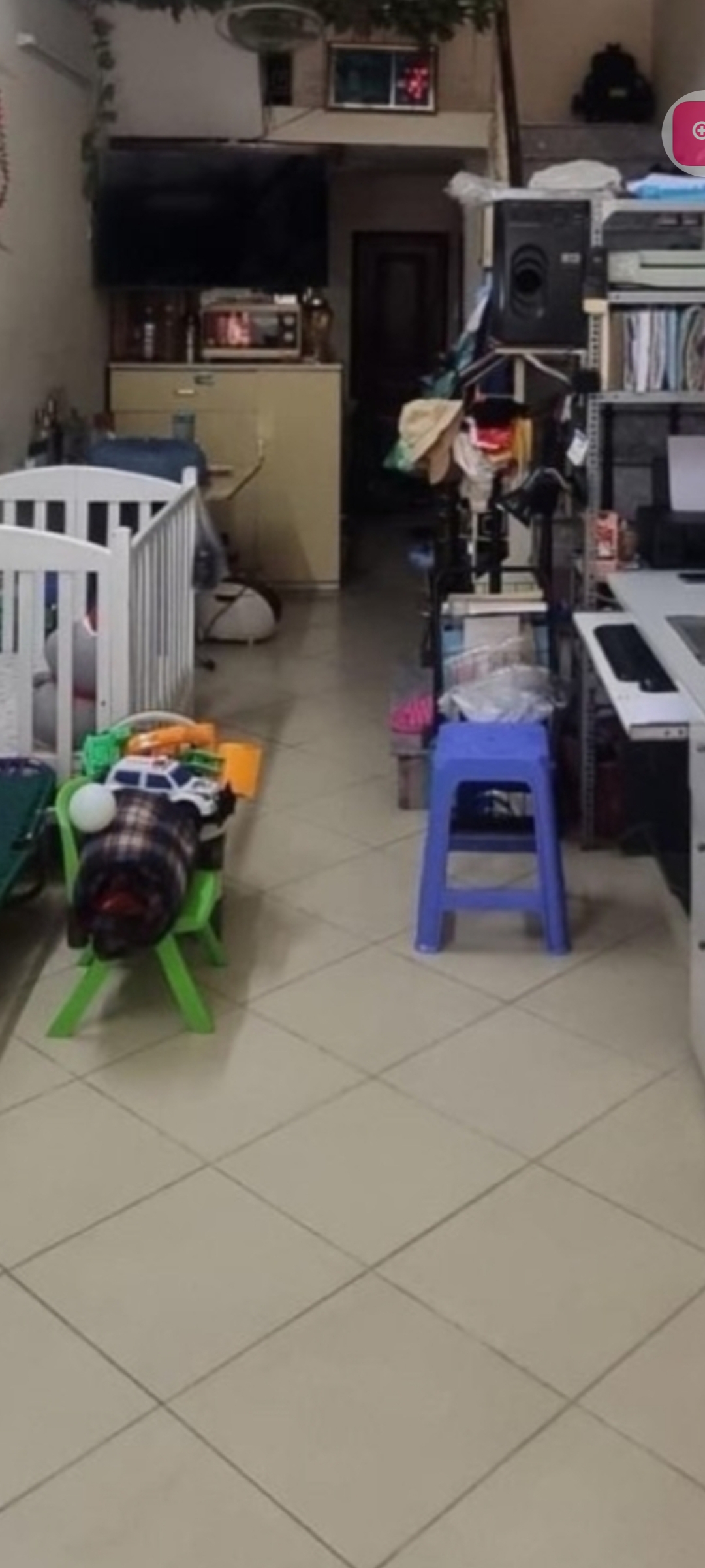 z5574422083481_fc2e85f47933efa8c25f70ae19e236f1