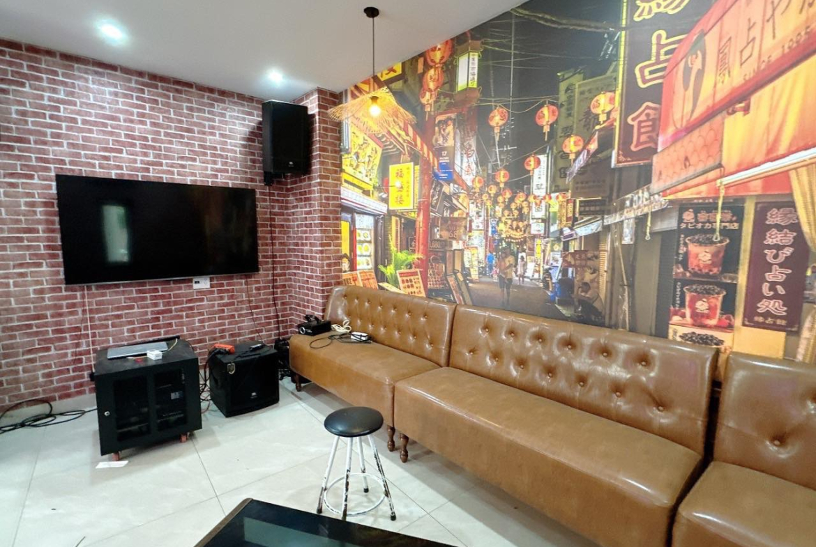 z5581607503482_5d6b112d083571970c3822c7f49759c6