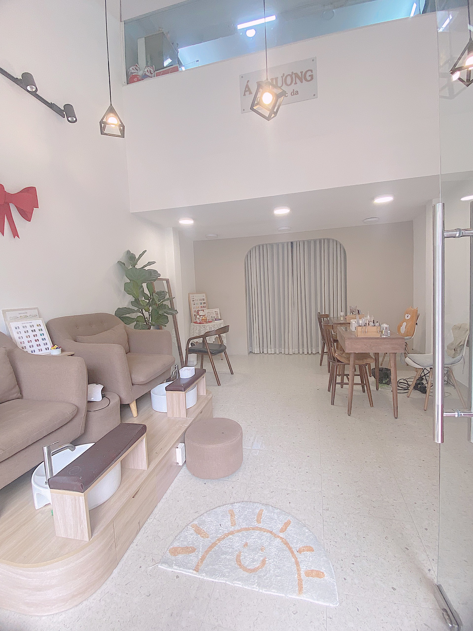 z5583338860433_25dac32ed06984e56dac77b2abe1e46a