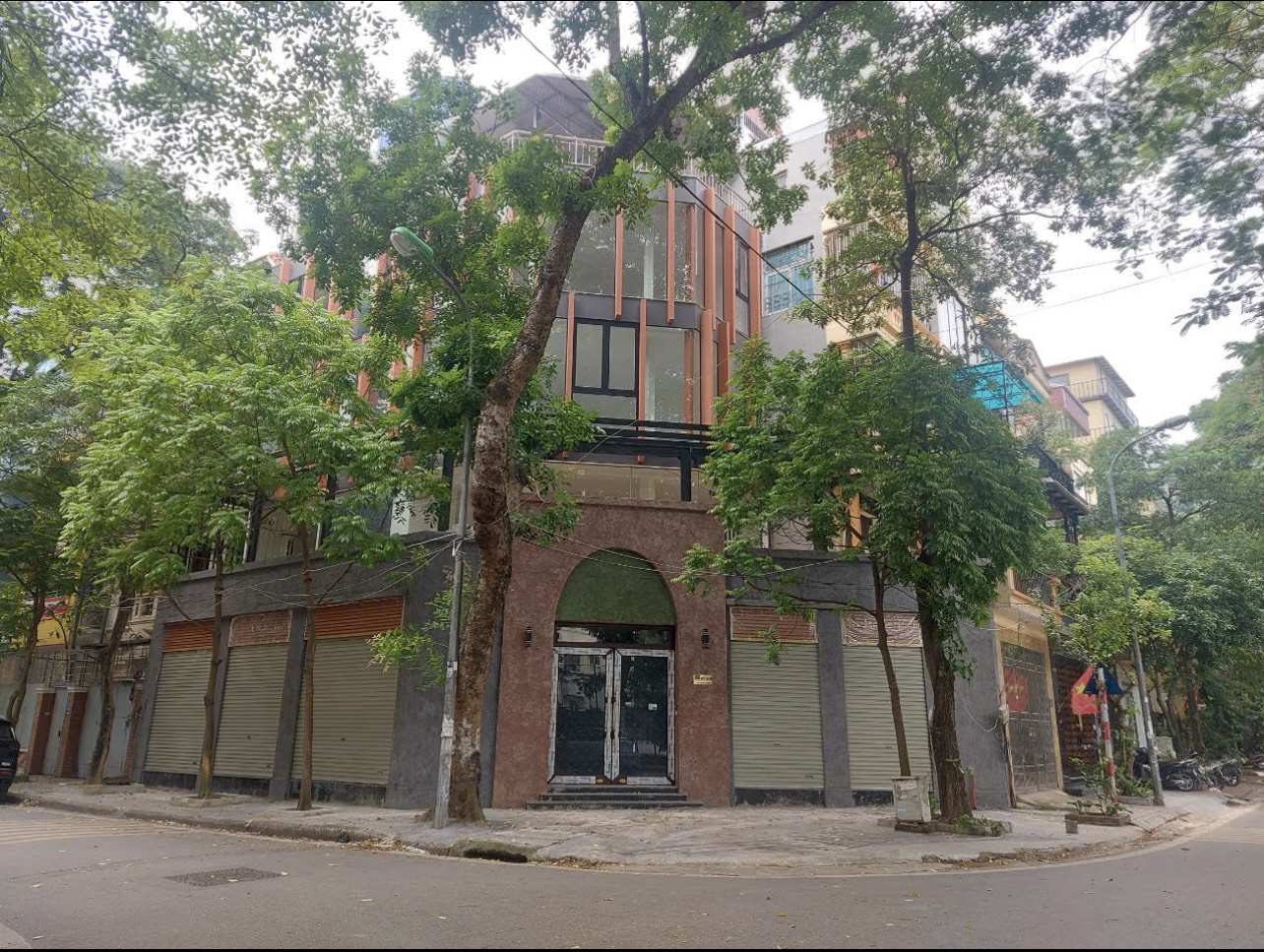 z5584632948535_f38512877921991eaf7a541384647c94