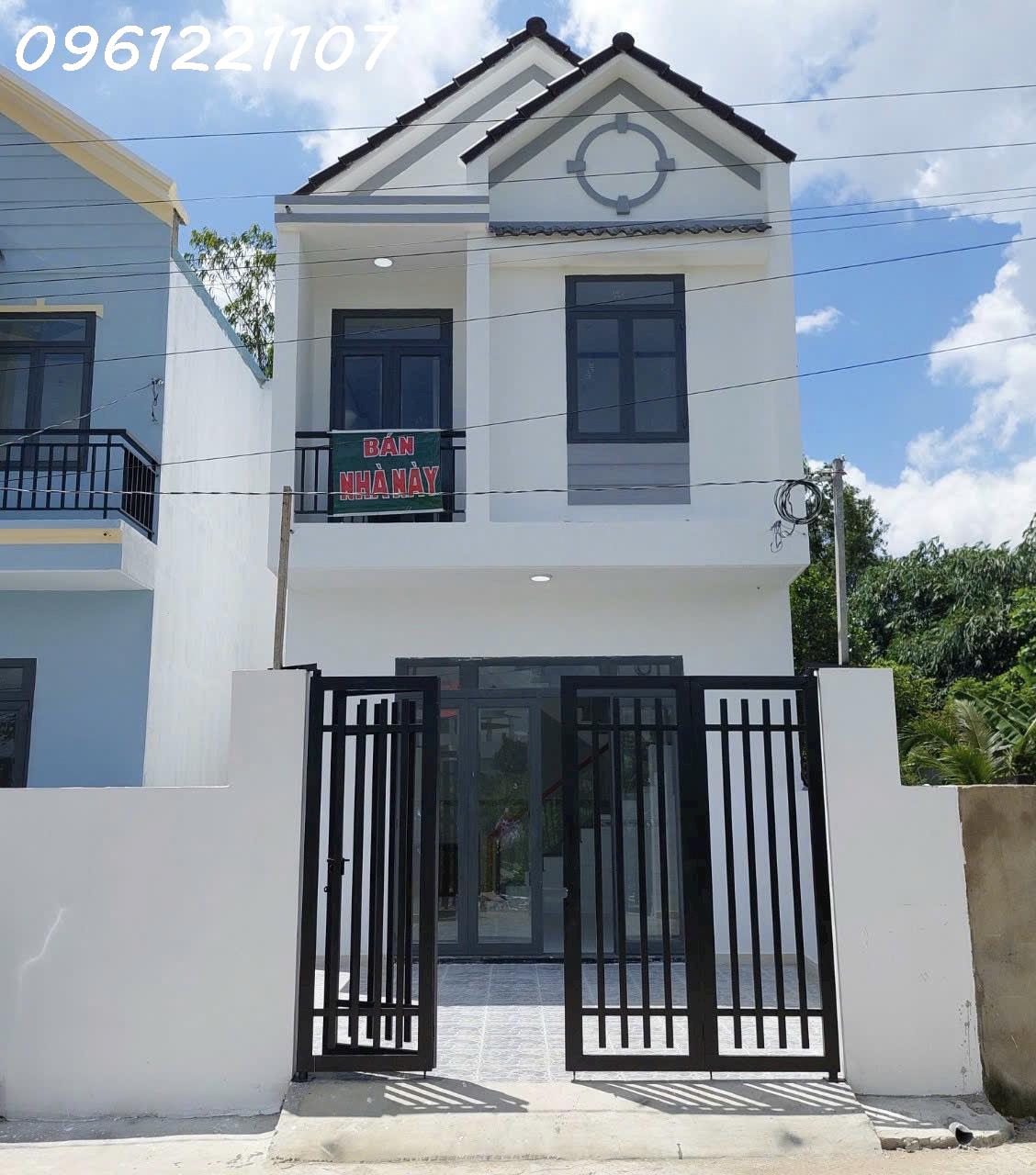 z5587178897620_40ccb6268ac9520942a68a0538299db2