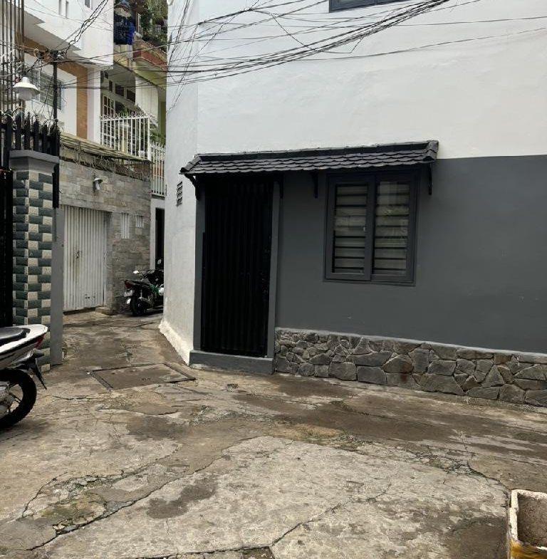 29y3-A972123D-lycos6wn_9_lycos732