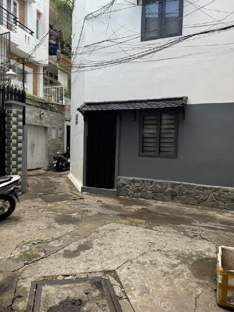 29y3-A972123D-lycos6wn_9_lycos732