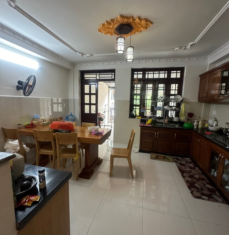 2hfk-86FDCB12-lxr956a7_15_lxr956oi