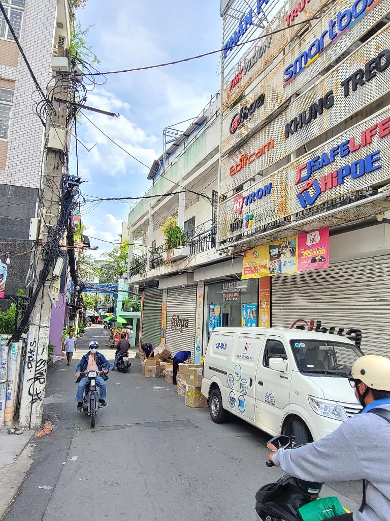 2kcj-3B4BED03-lxvm0ibs_14_lxvm0ijj