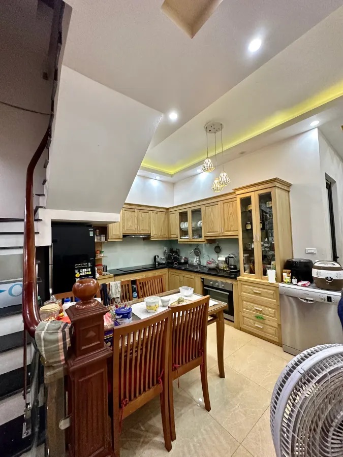 335.28.8.10B An Duong Vuong 3