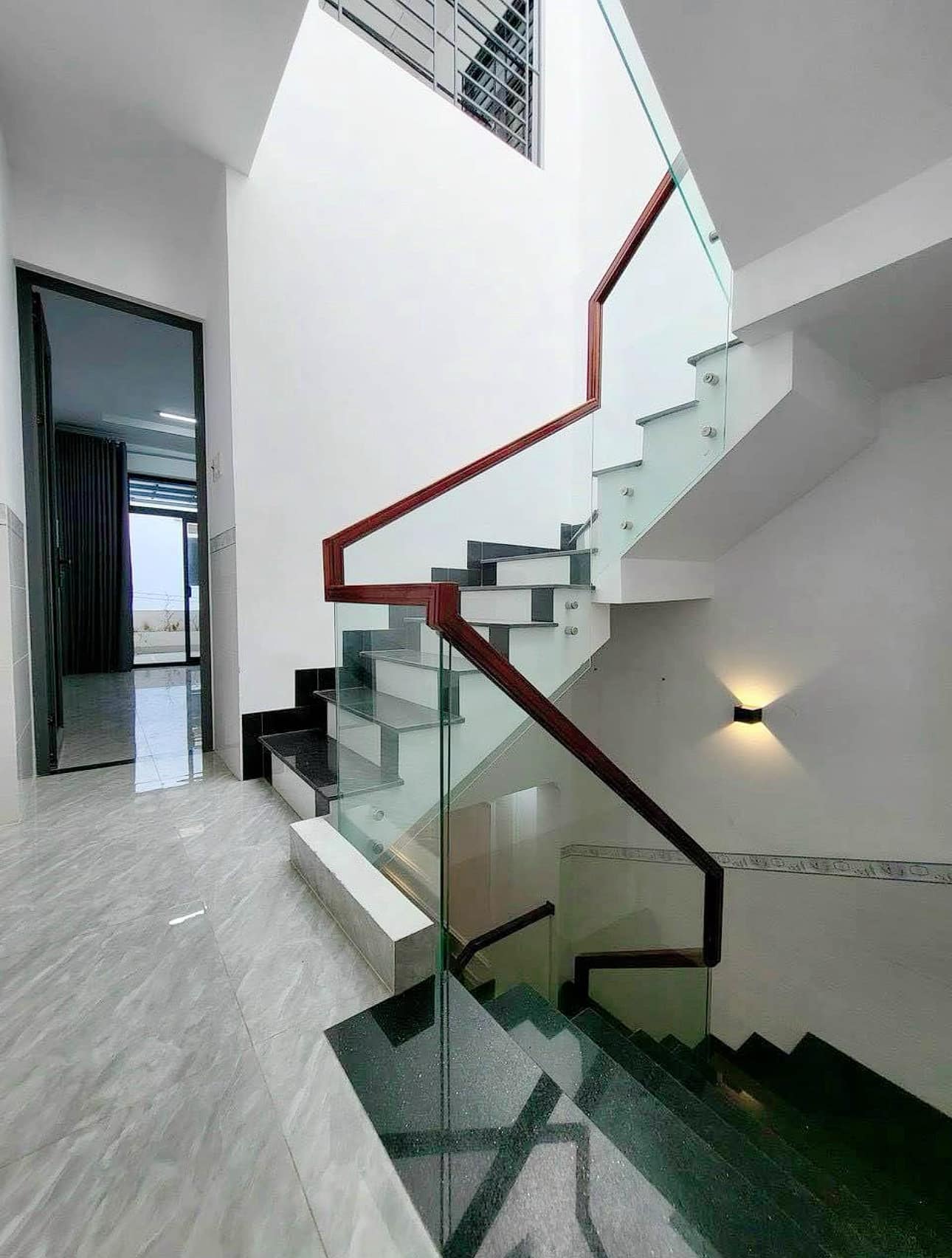 449679937_4075355062789753_36331987