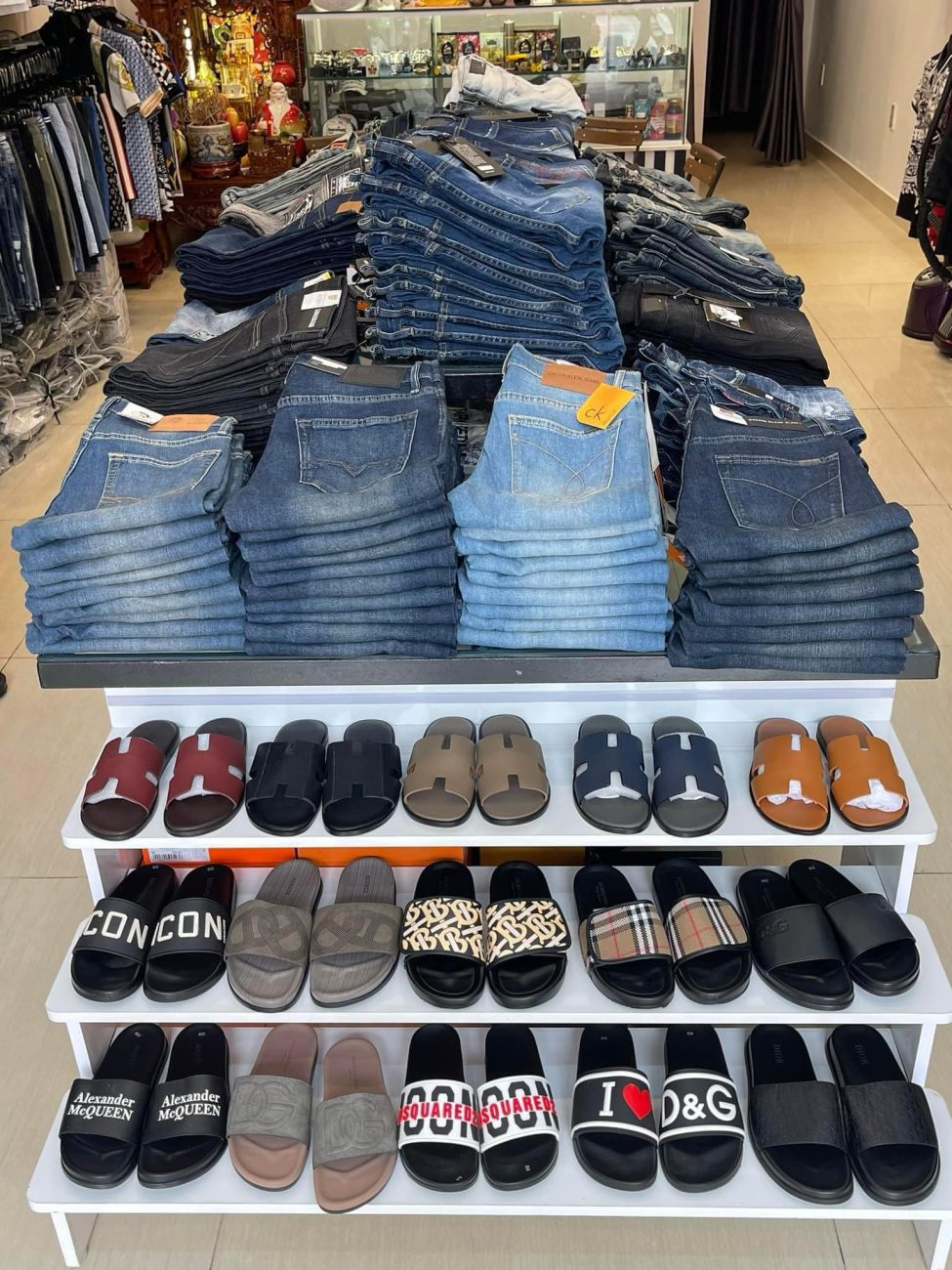 452483336_2614541122068356_7466721878884508613_n-975×1300